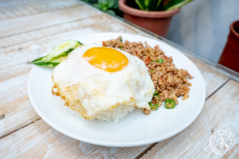 桃園中壢美食》阿含thai 泰式料理│龍岡忠貞市場.國旗屋旁人氣推薦