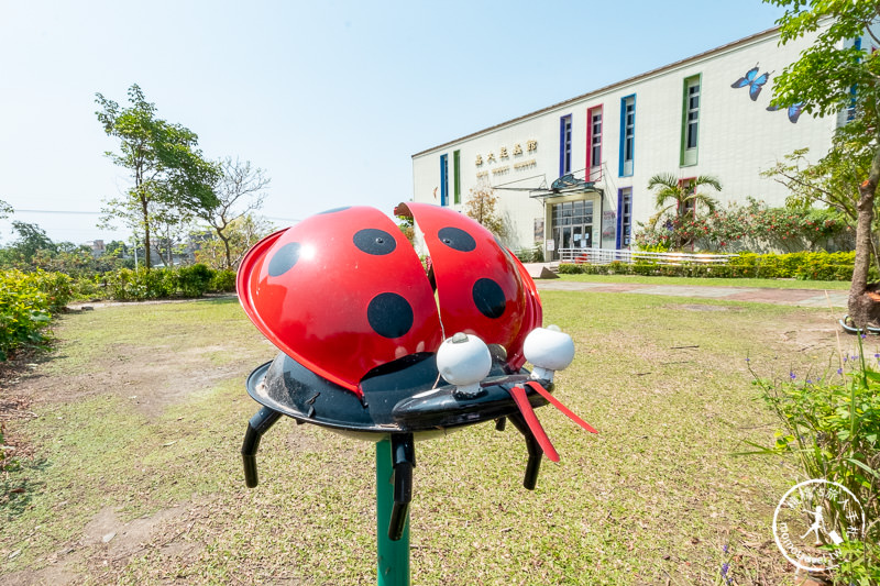 嘉義景點》新嘉大昆蟲館│蝴蝶翩舞的祕密花園(門票票價.停車.營業時間)