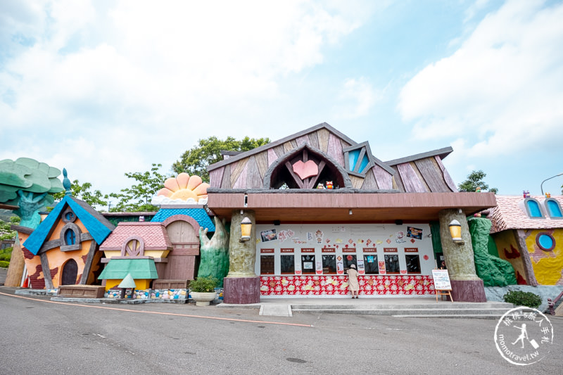 苗栗銅鑼景點》台灣影城媽祖村│賞桐花景點推薦 (貓貍影城.桐花樂園.客家大院)