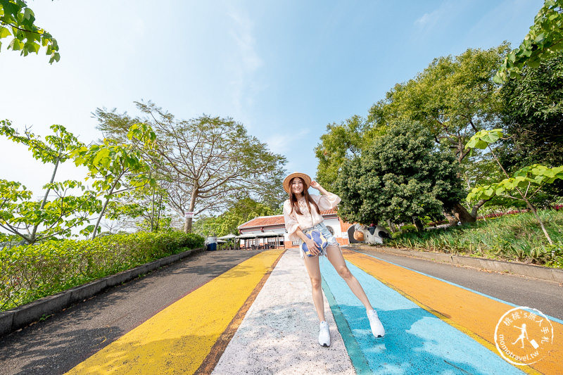 苗栗銅鑼景點》台灣影城媽祖村│賞桐花景點推薦 (貓貍影城.桐花樂園.客家大院)