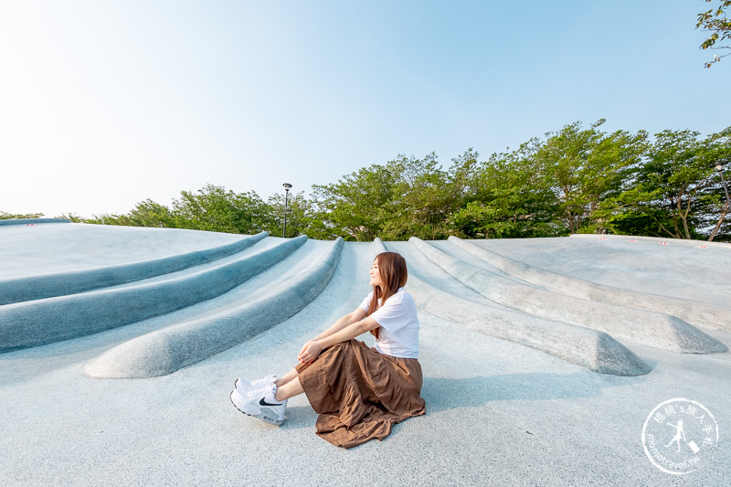 苗栗景點》貓裏喵親子公園│大章魚溜滑梯+野餐+沙坑+共融式遊具