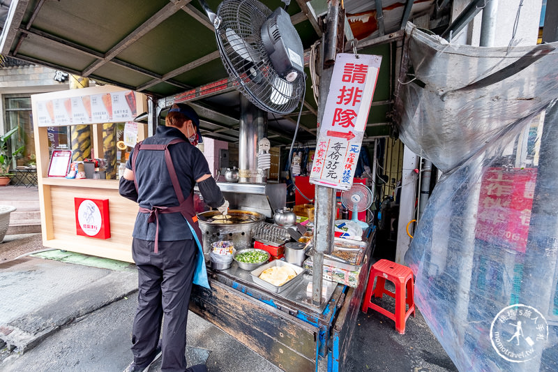 宜蘭礁溪美食》礁溪頂好蔥油餅│三星蔥加蛋加辣更美味。湯圍溝附近