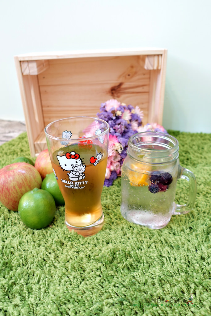 居家》氣泡水機Sodastream機型比較-SOURCE在家也能隨時來杯清涼氣泡水!炎炎夏日新玩意兒