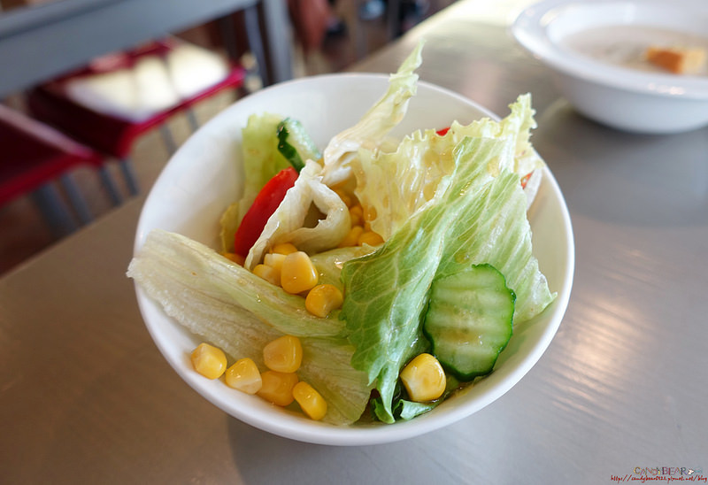 台中美食》LV5.5新世界樂園│用餐氣氛愉快的航海王主題餐廳