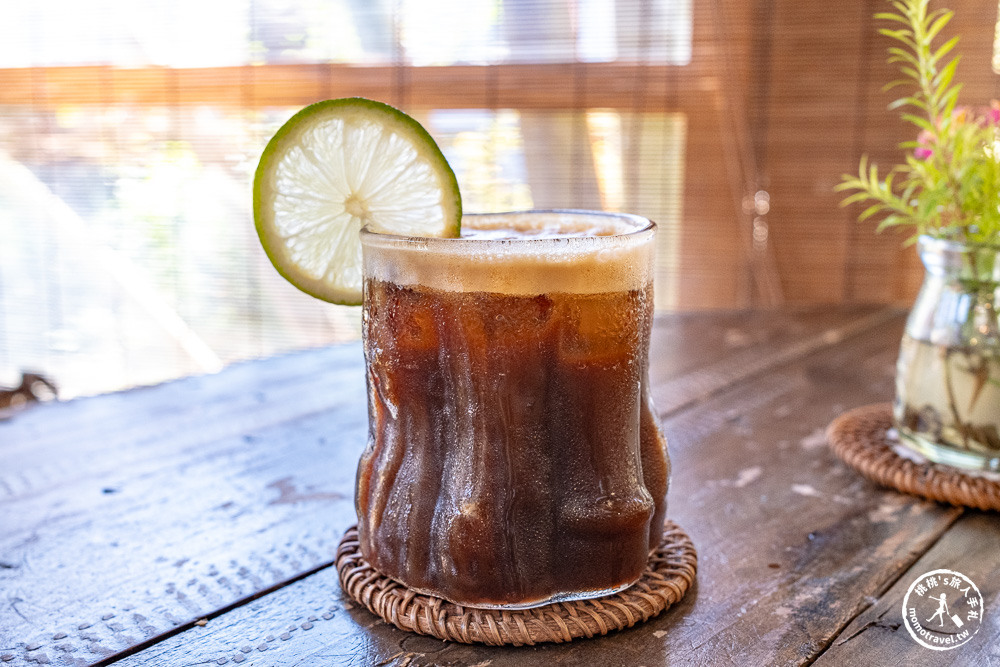 桃園龍潭美食|茉莉花園cafe-被綠色植物環繞的手作木屋咖啡館推薦(營業時間.菜單價格) 桃園龍潭美食|茉莉花園cafe-被綠色植物環繞的手作木屋咖啡館推薦(營業時間.菜單價格)