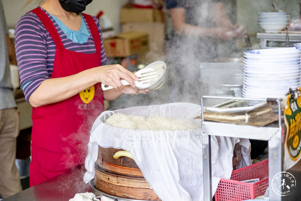 宜蘭美食|蘇澳港廟口廖榮川米糕|藏身南方澳南天宮後巷的銅板美味老店