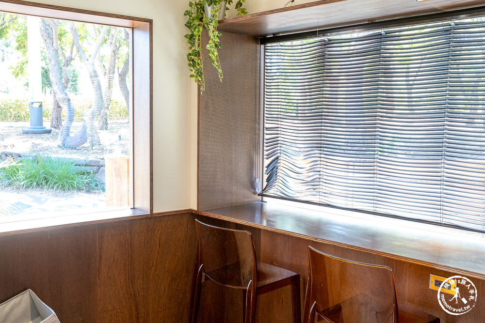 桃園龍潭美食|野倉咖哩Piknik Curry|必點焦糖布丁+獨家乾咖哩，文青風鐵皮屋排隊推薦 (營業時間.菜單價格)