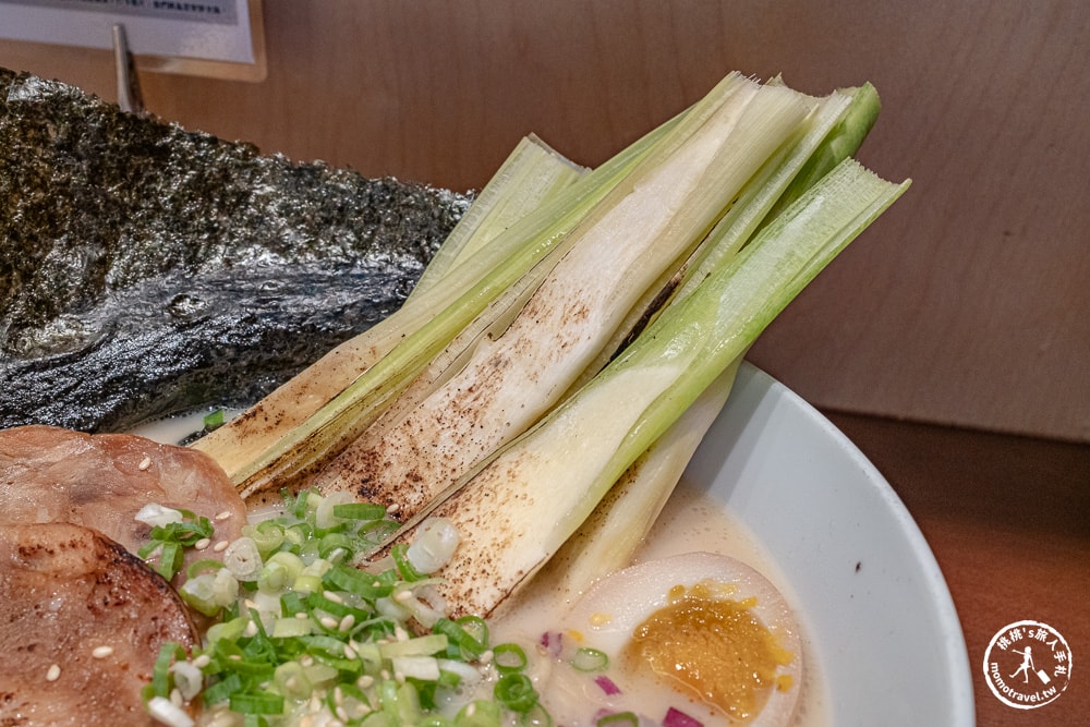 南投埔里美食|埔里橫濱拉麵-浮誇系茭白筍拉麵、爆滿蔥花拉麵-人氣推薦！(菜單價格.營業時間)