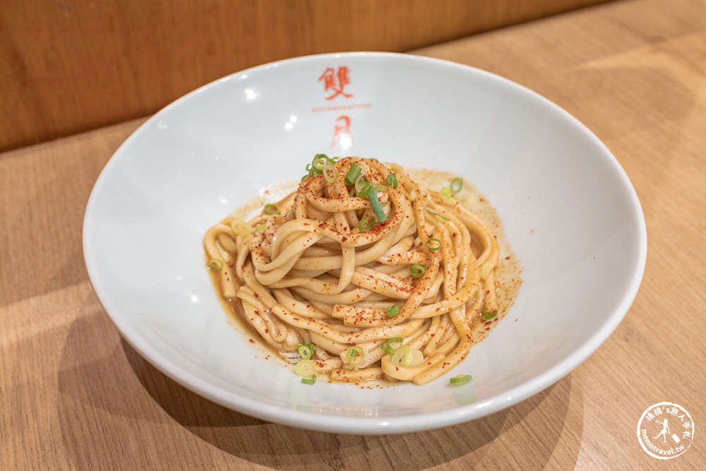新北板橋美食|雙月食品社板橋店-連年米其林必比登推薦！必點剝皮辣椒雞湯、愛恨椒芝麵超涮嘴(菜單價格.營業時間)