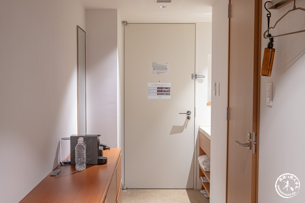 沖繩住宿推薦|Hotel STRATA Naha平價質感飯店開箱|步行到國際通只要8分鐘(房型介紹.交通地點)