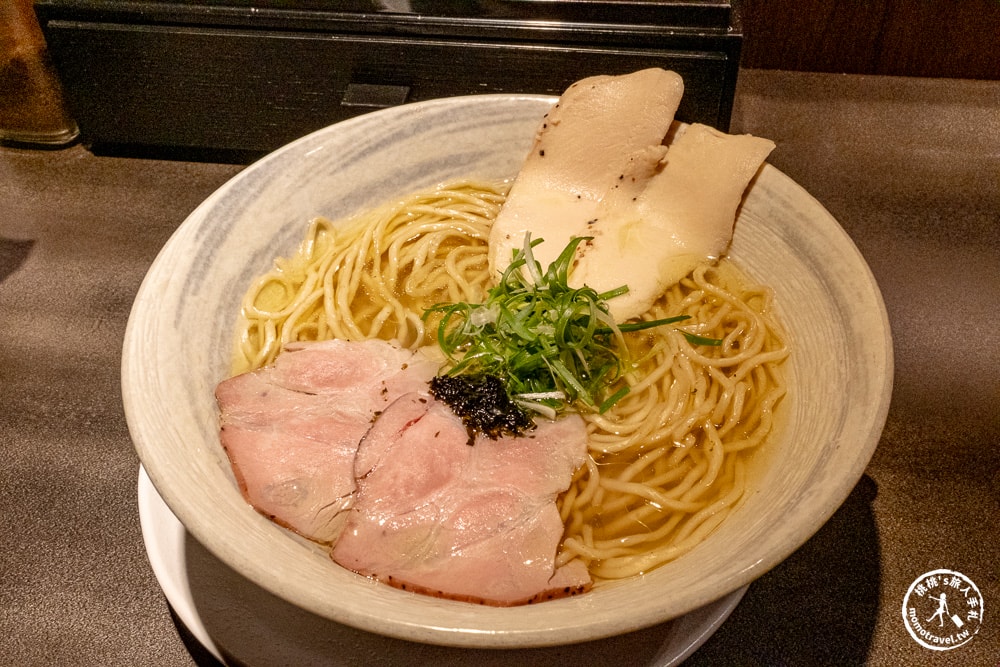 台北中正區美食|丸舢拉麵光華店-鄰近華山文創園區.必吃濃郁豚骨.清爽雞貝鹽.免費加麵吃到飽！(菜單價格.營業時間)
