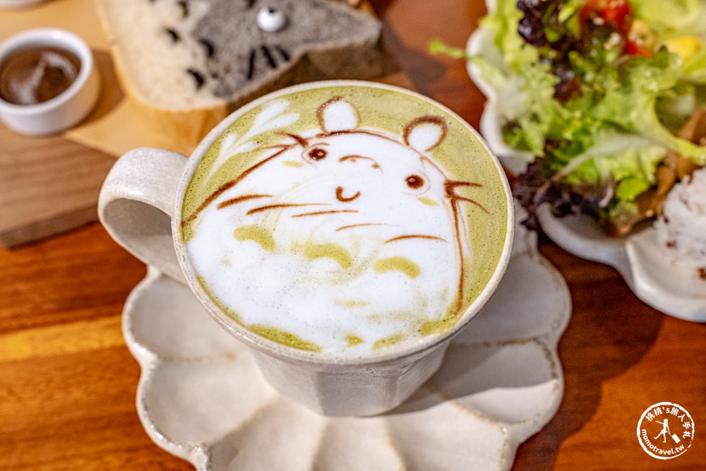 台中西區美食|MITAKA 3e Cafe 台中店-吉卜力風格咖啡廳-龍貓迷必訪早午餐推薦 (菜單價格.營業時間)