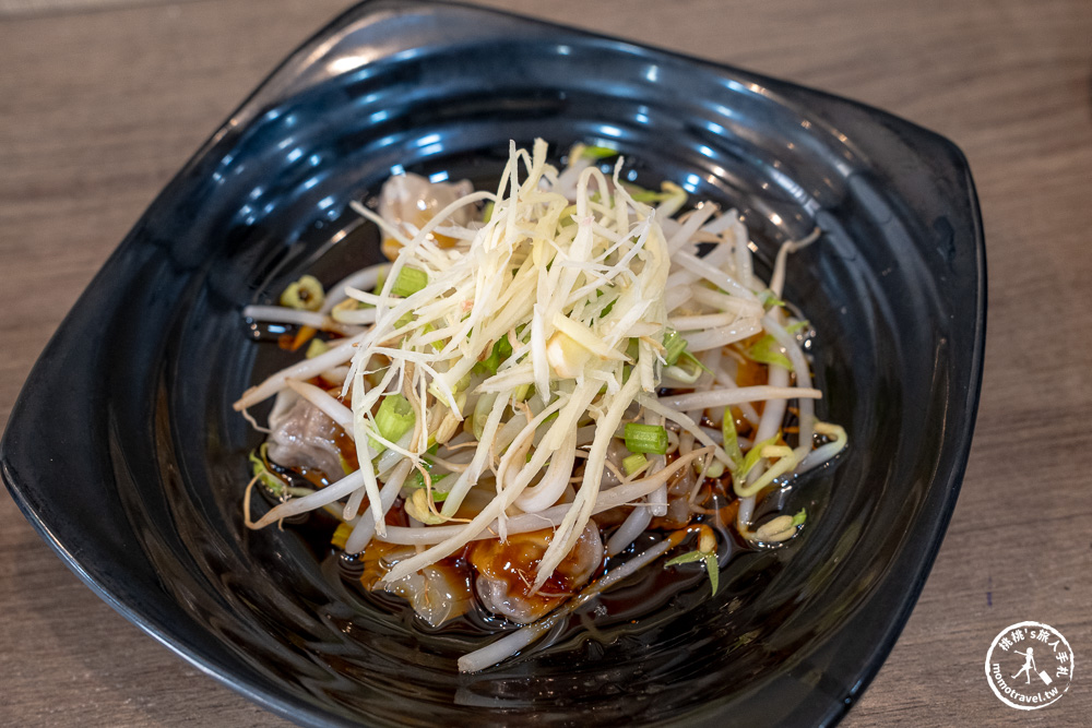 桃園大溪美食|陳師兄素肉圓-老街巷弄轉角的素食傳奇|Q彈外皮與紮實內餡顛覆你對素食的想像(菜單價格.營業時間)