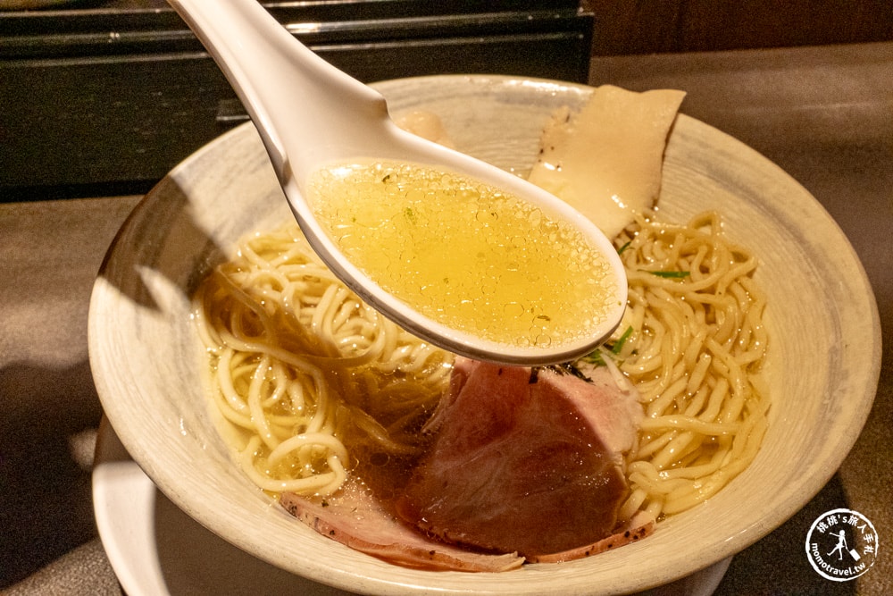 台北中正區美食|丸舢拉麵光華店-鄰近華山文創園區.必吃濃郁豚骨.清爽雞貝鹽.免費加麵吃到飽！(菜單價格.營業時間)