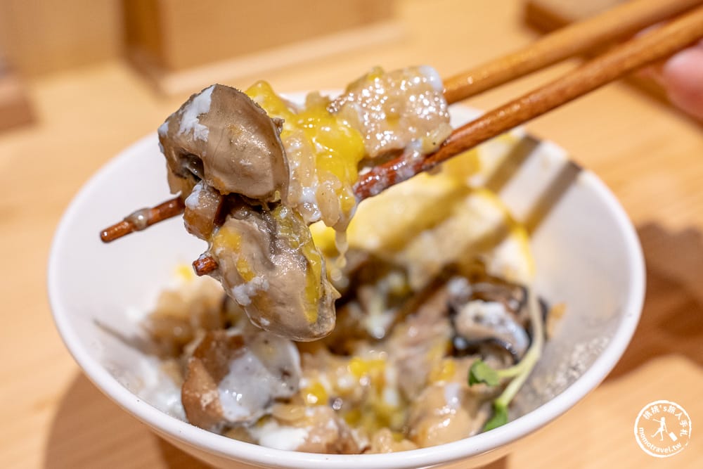 台北大安美食|北海道拉麺 魚貝と鶏|極鮮濃厚牡蠣雞白湯,隱身東區頂好名店城的排隊美味(營業時間.菜單價格) 台北大安美食|北海道拉麺 魚貝と鶏|極鮮濃厚牡蠣雞白湯,隱身東區頂好名店城的排隊美味(營業時間.菜單價格)