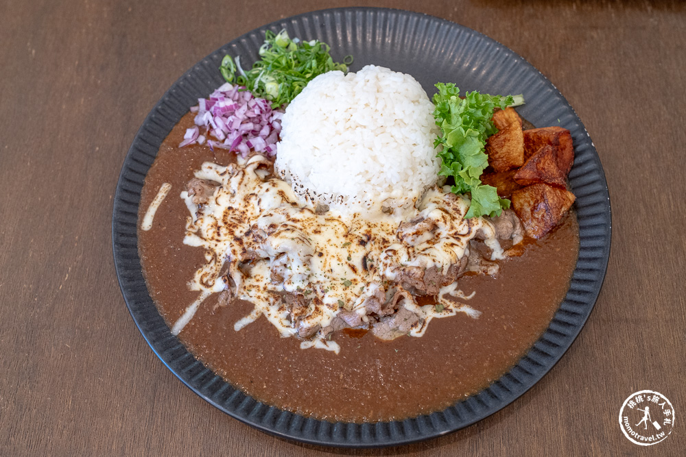 桃園龍潭美食|野倉咖哩Piknik Curry|必點焦糖布丁+獨家乾咖哩，文青風鐵皮屋排隊推薦 (營業時間.菜單價格)