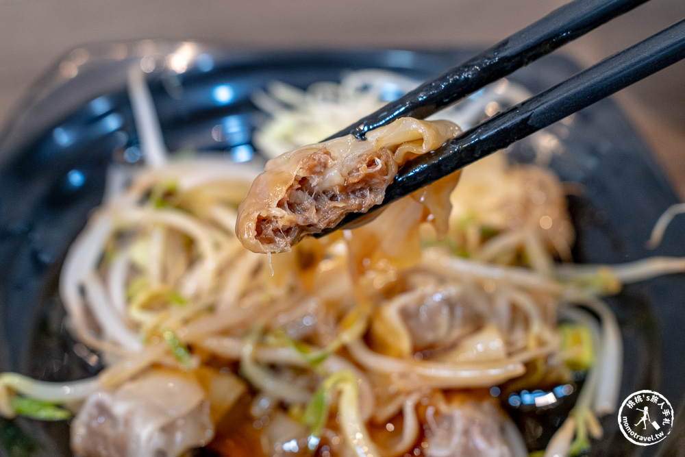 桃園大溪美食|陳師兄素肉圓-老街巷弄轉角的素食傳奇|Q彈外皮與紮實內餡顛覆你對素食的想像(菜單價格.營業時間)