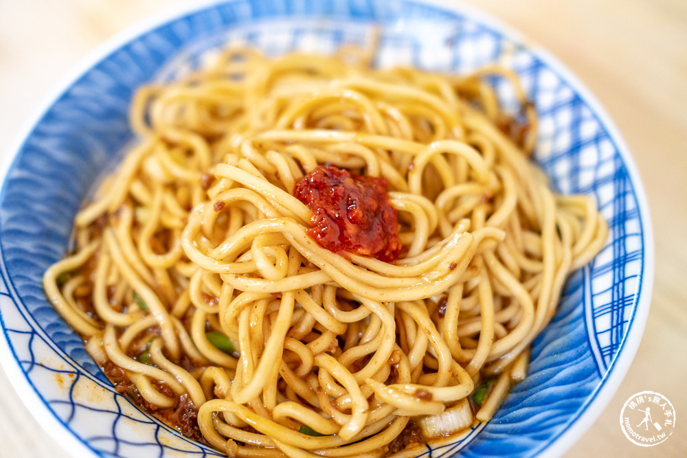 景德炸醬麵|宜蘭40年老店炸醬麵！在地人推薦早餐，炸醬麵、餛飩魚丸湯都必吃