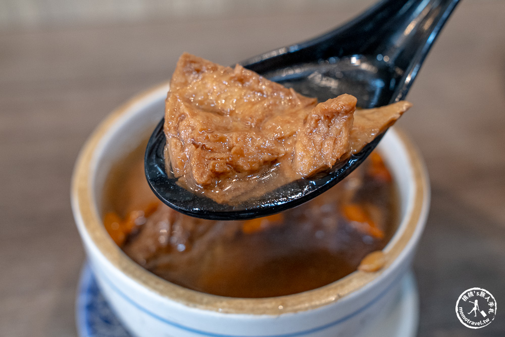 桃園大溪美食|陳師兄素肉圓-老街巷弄轉角的素食傳奇|Q彈外皮與紮實內餡顛覆你對素食的想像(菜單價格.營業時間)