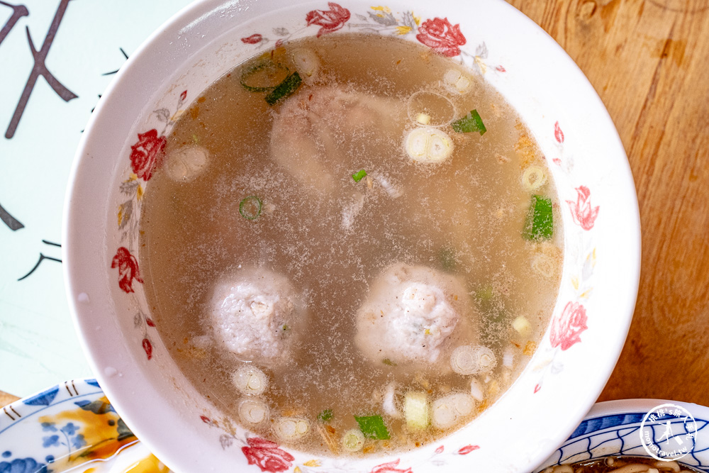 宜蘭市區美食|火生餛飩麵-低調無招牌的50年古早味，宜蘭在地人私房推薦必吃！(菜單價格.營業時間)