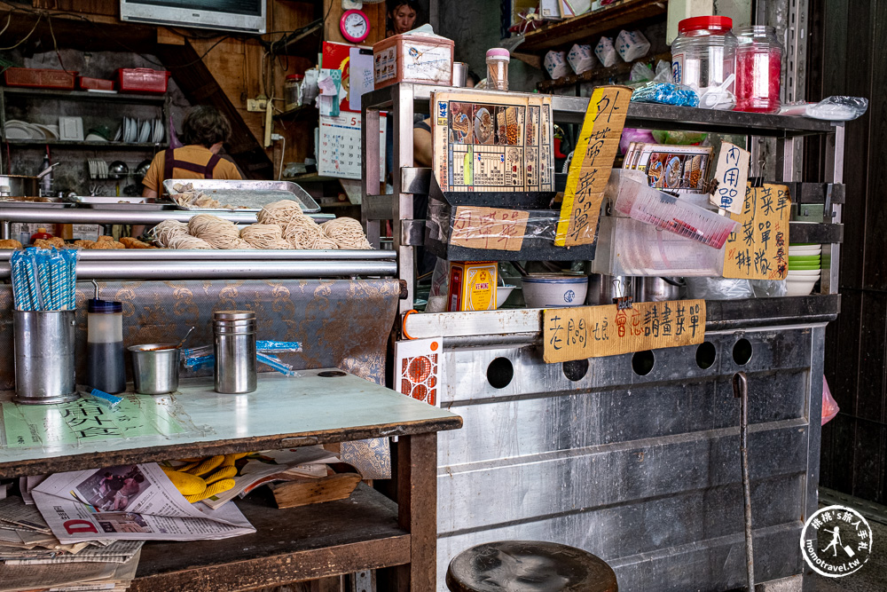 宜蘭市區美食|火生餛飩麵-低調無招牌的50年古早味，宜蘭在地人私房推薦必吃！(菜單價格.營業時間)
