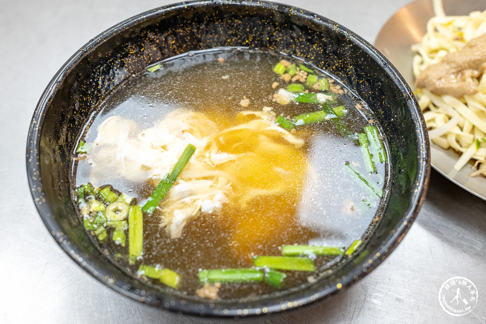 嘉義東區美食|小伍妹麻辣涼麵-在地3代眷村口味,敢吃辣必試兩種銷魂辣椒 嘉義東區美食|小伍妹麻辣涼麵-在地3代眷村口味,敢吃辣必試兩種銷魂辣椒