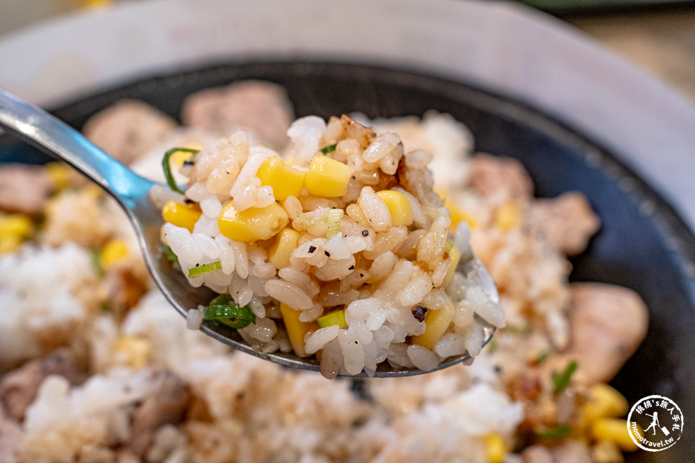 台北士林區美食|胡椒廚房天母高島屋店-必點盛量胡椒牛肉飯 肉量大升級超滿足!肉量大升級超滿足! 台北士林區美食|胡椒廚房天母高島屋店-必點盛量胡椒牛肉飯 肉量大升級超滿足!肉量大升級超滿足!