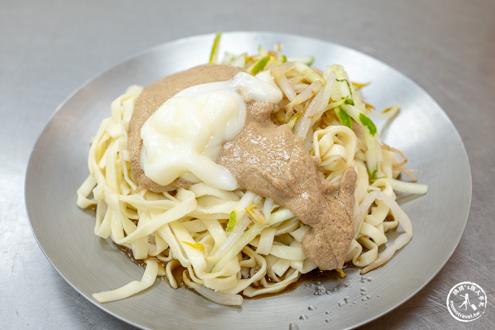 嘉義東區美食|小伍妹麻辣涼麵-在地3代眷村口味,敢吃辣必試兩種銷魂辣椒 嘉義東區美食|小伍妹麻辣涼麵-在地3代眷村口味,敢吃辣必試兩種銷魂辣椒