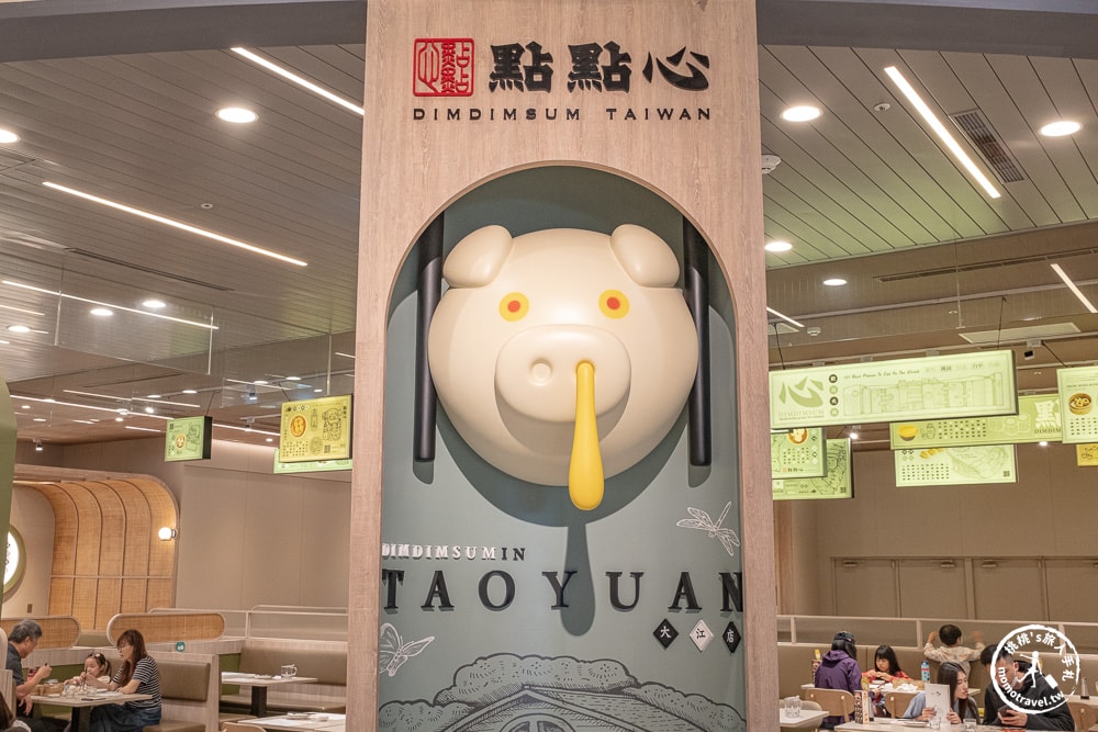 桃園親子週末景點-大江購物中心．全年免費停車，大江才是真正的桃園之光！母親節聚餐＋打卡熱點＋滿額贈品，社交最佳場所、悠遊遊逛街城，給媽咪最暖心驚喜！