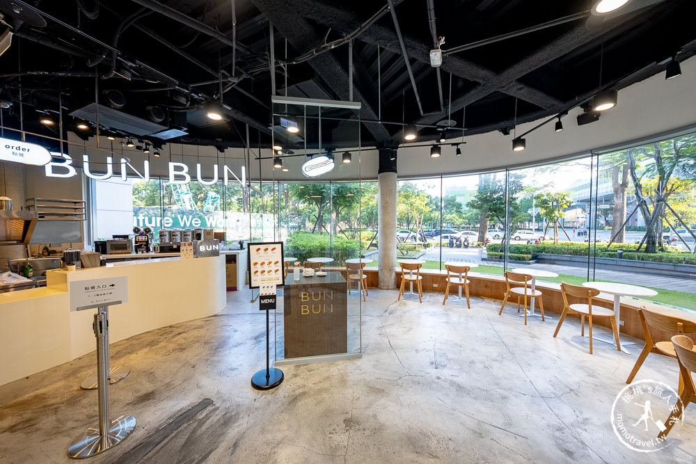 台中美食》Bun Bun棒棒 文心森林店│公園旁超美潛艇堡速食店