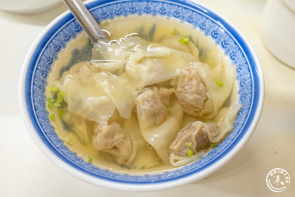 宜蘭市區美食|復興路炸醬麵-宜蘭人私藏早午餐!必點寬麵炸醬麵與餛飩湯(菜單價格.營業時間) 宜蘭市區美食|復興路炸醬麵-宜蘭人私藏早午餐!必點寬麵炸醬麵與餛飩湯(菜單價格.營業時間)