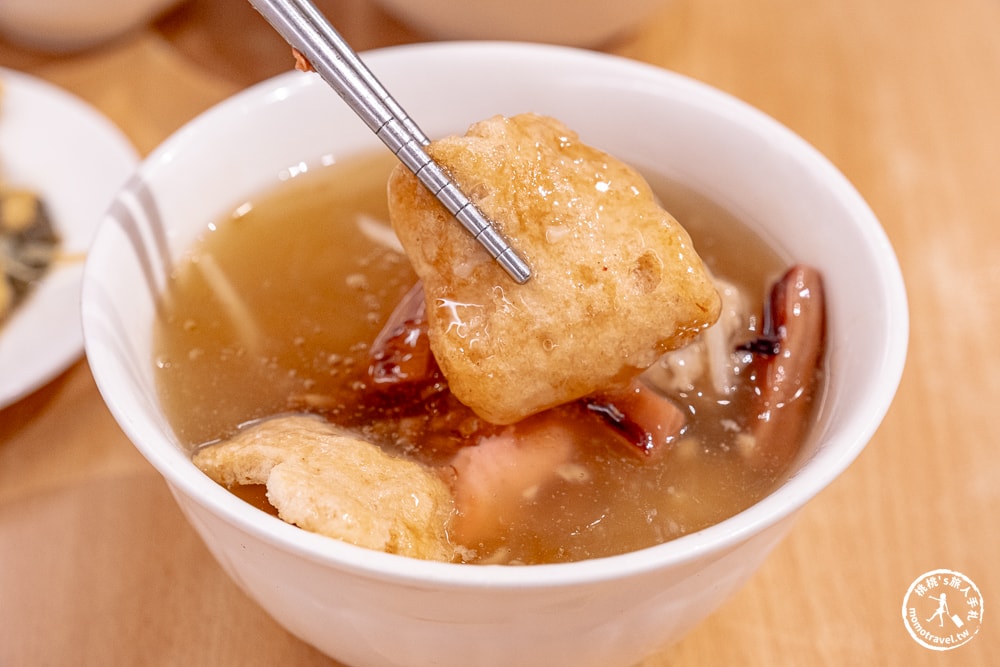 台北萬華美食|川業肉圓-艋舺龍山寺旁百年老店|紅糟炸肉圓+綜合羹必吃組合推薦(營業時間.菜單價格)