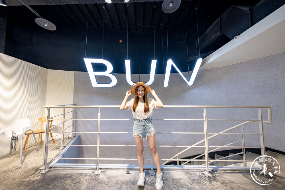 台中美食》Bun Bun棒棒 文心森林店│公園旁超美潛艇堡速食店