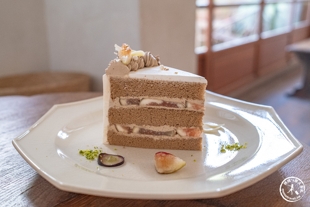 嘉義西區美食|霜空珈琲-老宅改造的療癒系空間,享受午後陽光與質感甜點(營業時間.菜單價格) 嘉義西區美食|霜空珈琲-老宅改造的療癒系空間,享受午後陽光與質感甜點(營業時間.菜單價格)