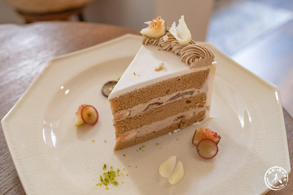 嘉義西區美食|霜空珈琲-老宅改造的療癒系空間,享受午後陽光與質感甜點(營業時間.菜單價格) 嘉義西區美食|霜空珈琲-老宅改造的療癒系空間,享受午後陽光與質感甜點(營業時間.菜單價格)