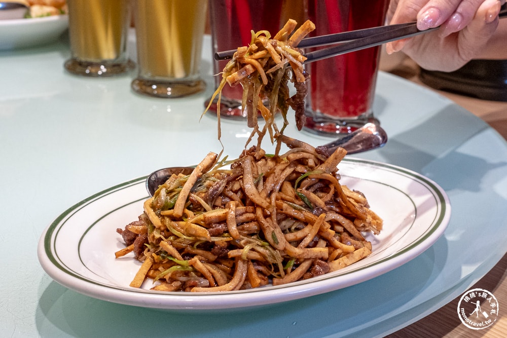 桃園最推薦的購物中心-大江購物中心｜不知道去哪，那就去大江！改裝新空間＋美食甜點＋網美打卡就來全桃最美打卡mall，全國獨家！全年免費停車