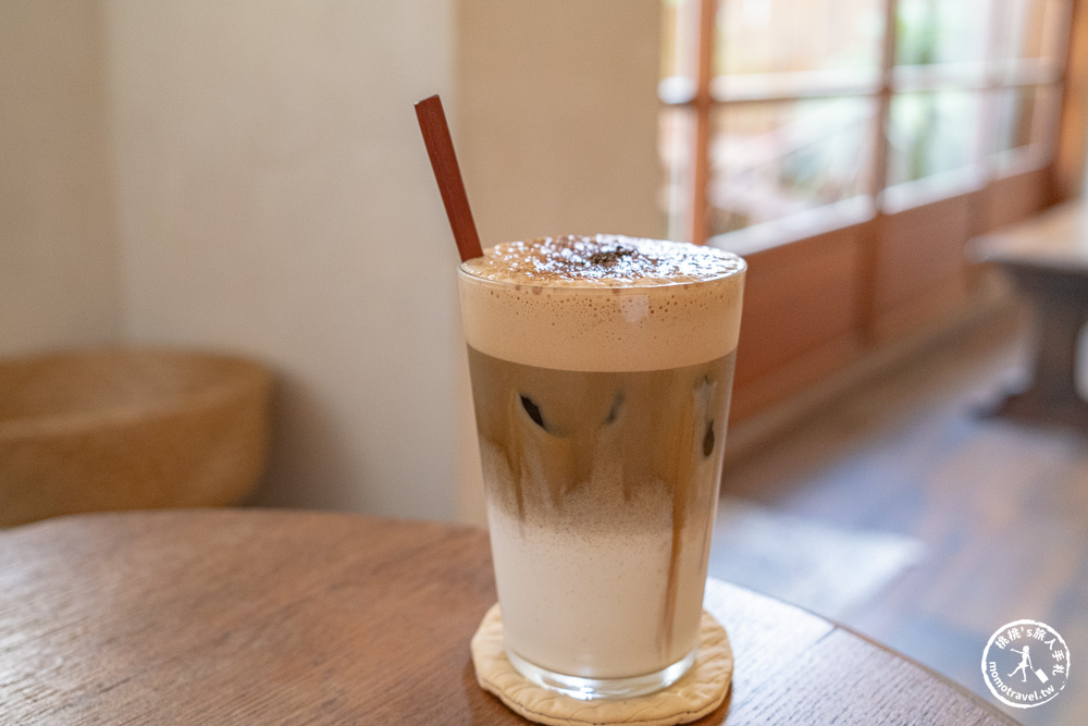 嘉義西區美食|霜空珈琲-老宅改造的療癒系空間,享受午後陽光與質感甜點(營業時間.菜單價格) 嘉義西區美食|霜空珈琲-老宅改造的療癒系空間,享受午後陽光與質感甜點(營業時間.菜單價格)