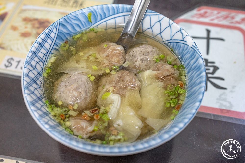 宜蘭市區美食|大麵章-超濃郁招牌麻醬麵、沙茶麵,在地60年必吃老店宵夜推薦(菜單價格.營業時間) 宜蘭市區美食|大麵章-超濃郁招牌麻醬麵、沙茶麵,在地60年必吃老店宵夜推薦(菜單價格.營業時間)