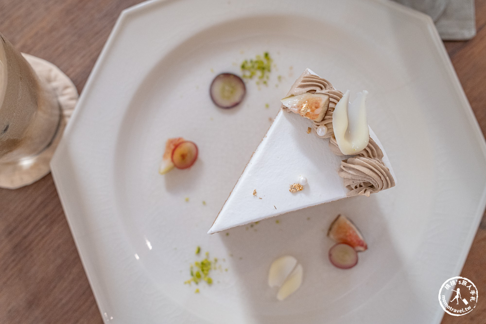 嘉義西區美食|霜空珈琲-老宅改造的療癒系空間,享受午後陽光與質感甜點(營業時間.菜單價格) 嘉義西區美食|霜空珈琲-老宅改造的療癒系空間,享受午後陽光與質感甜點(營業時間.菜單價格)