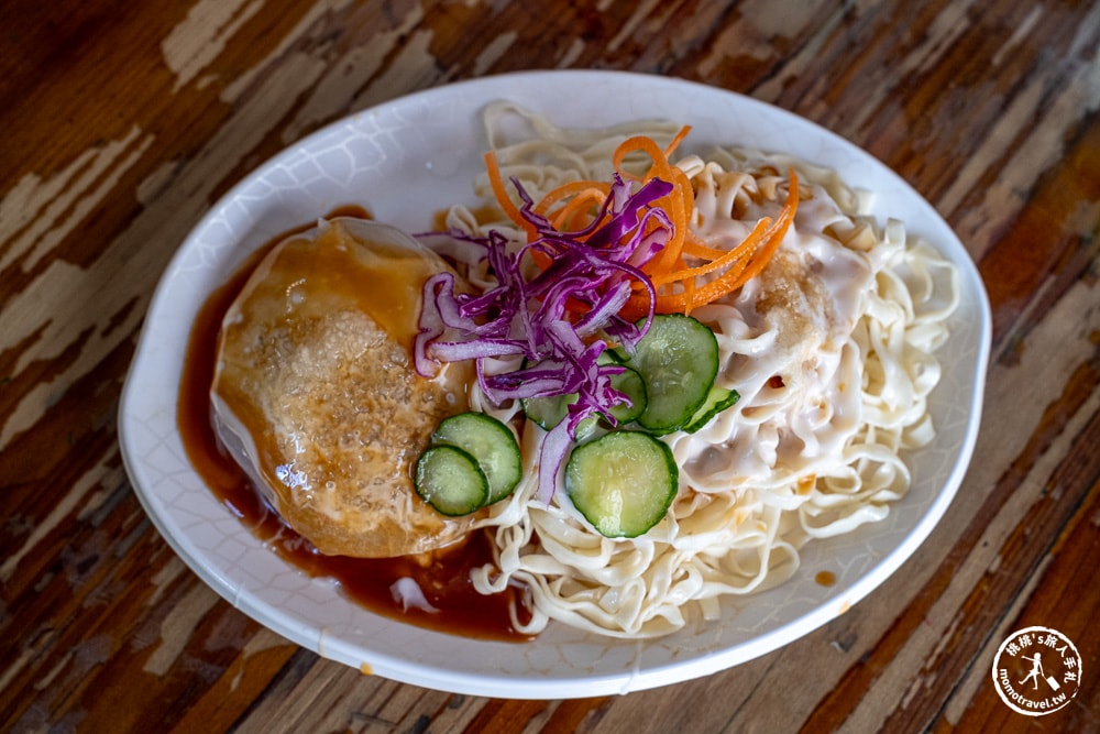 嘉義東區美食|嘉義南門涼肉圓-在地50年老字號!必吃冰涼Q彈涼肉圓+特色白醋涼麵(菜單價格.交通停車) 嘉義東區美食|嘉義南門涼肉圓-在地50年老字號!必吃冰涼Q彈涼肉圓+特色白醋涼麵(菜單價格.交通停車)