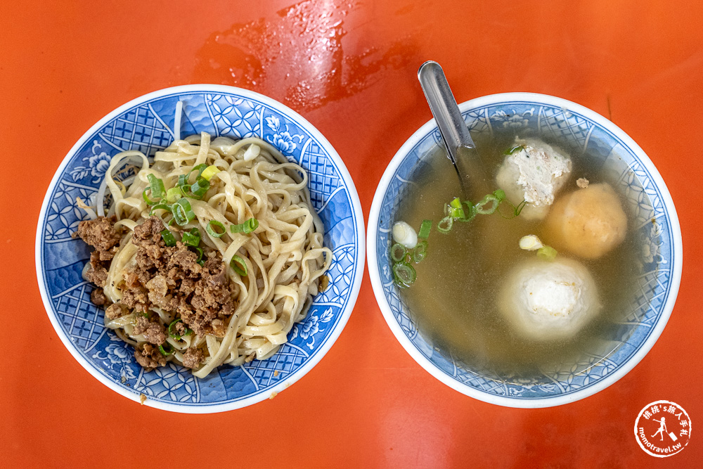 台中中區美食|阿棋三代福州意麵老店-第二市場百年美味傳承五代的Q彈乾意麵(營業時間.菜單價格)