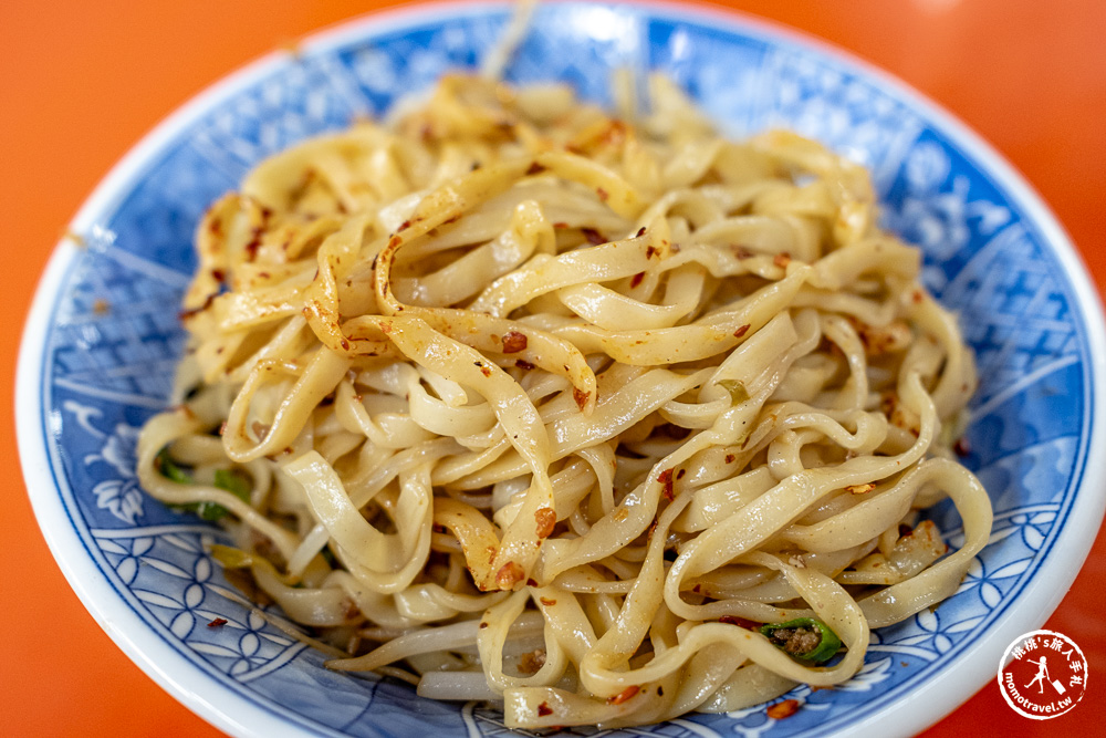 台中中區美食|阿棋三代福州意麵老店-第二市場百年美味傳承五代的Q彈乾意麵(營業時間.菜單價格)