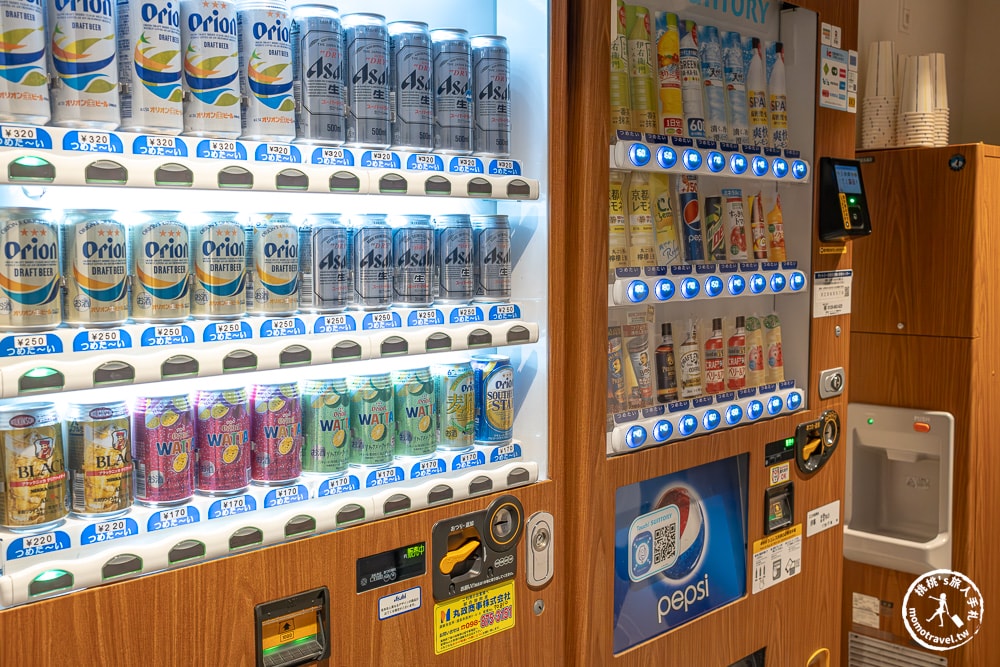 沖繩住宿推薦|Hotel STRATA Naha平價質感飯店開箱|步行到國際通只要8分鐘(房型介紹.交通地點)