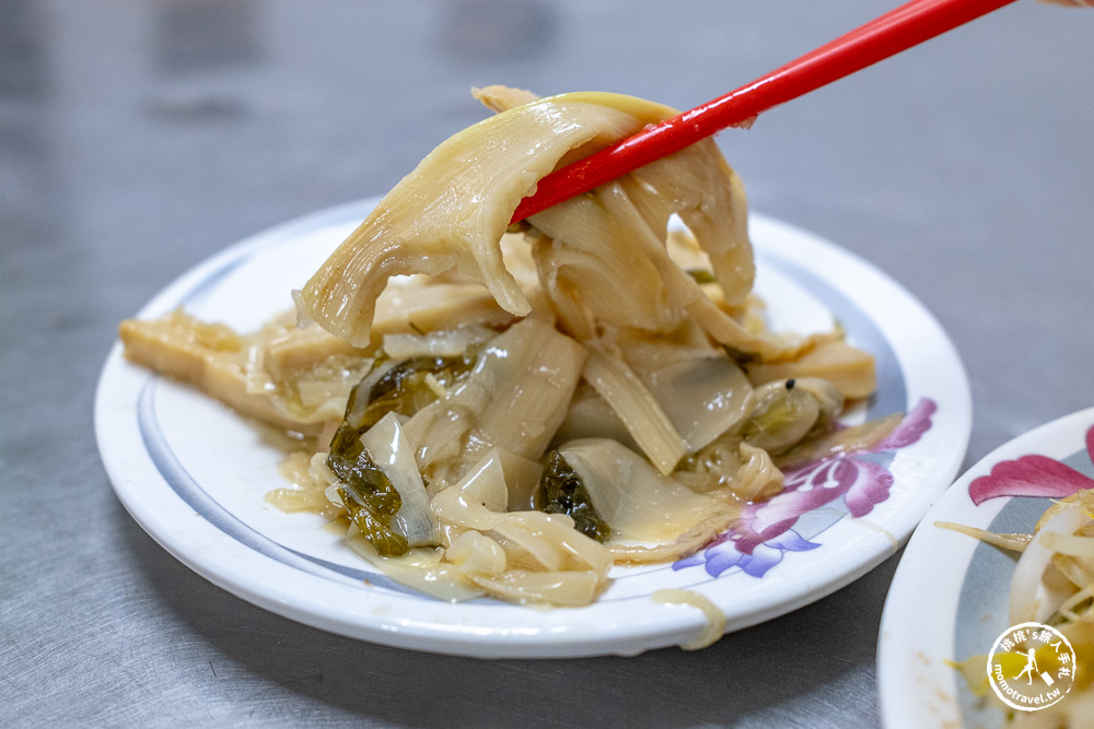 嘉義東區美食|阿樓師火雞肉飯-雞油香氣口味清爽，在地人氣排隊老店(菜單價格.營業時間)