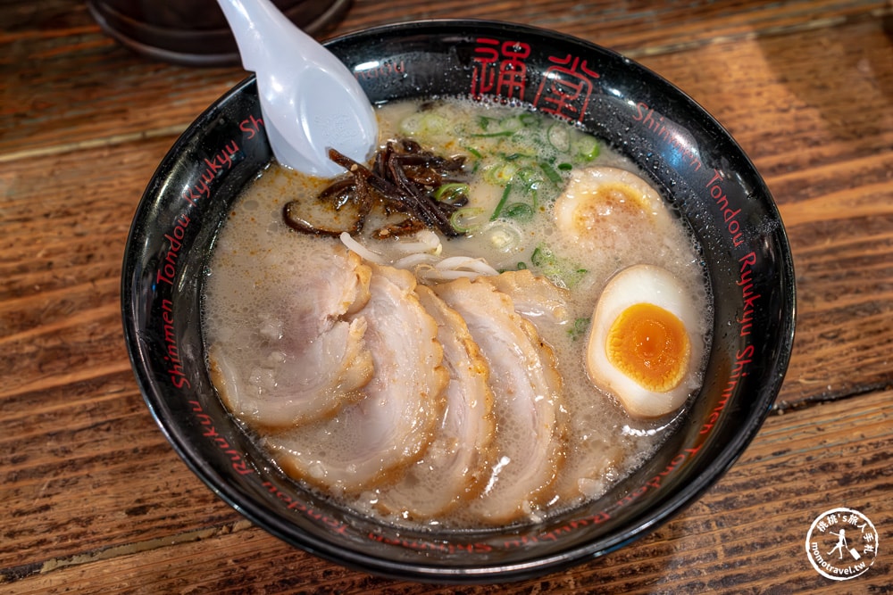 沖繩美食推薦|琉球新麵通堂小祿本店-人氣必吃男人麵、女人麵口感差在哪？(交通方式.完整菜單)