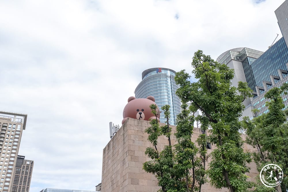 2025新北歡樂耶誕城|LINE FRIENDS總動員X馬戲嘉年華 熱鬧登場|跟著《新北市藝遊》感受繽紛節慶