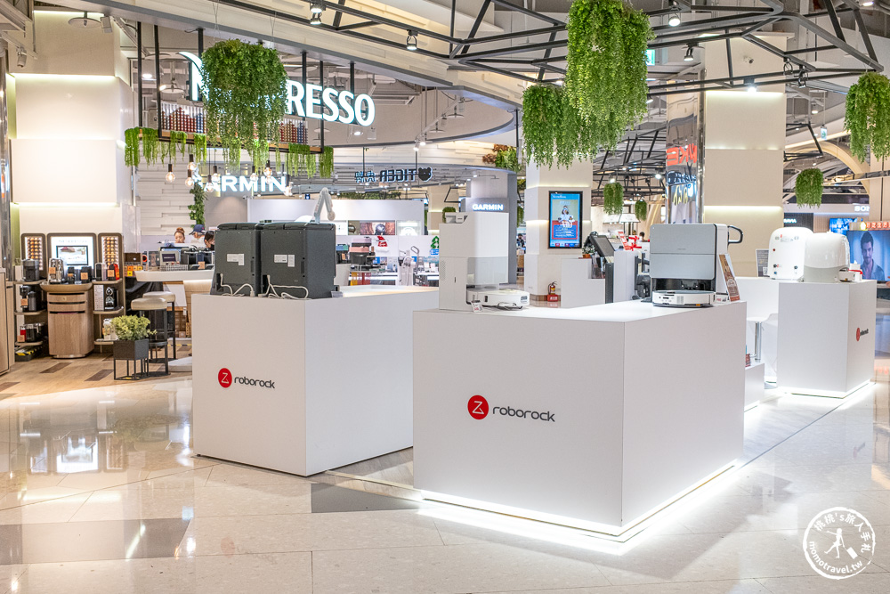 不知道去哪，那就去大江！桃園最好逛的商場，2025年最具話題的年輕人一條街！全桃最美打卡mall 室內聖誕車站、聖誕市集 就在大江購物中心！