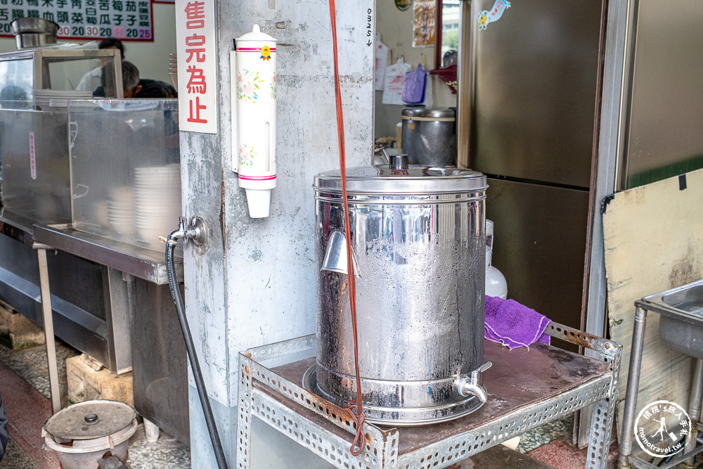 嘉義東區美食|羅家涼麵-在地特色白醋麻醬寬粗麵,必搶「蟳粿」晚來吃不到!(營業時間.菜單價格) 嘉義東區美食|羅家涼麵-在地特色白醋麻醬寬粗麵,必搶「蟳粿」晚來吃不到!(營業時間.菜單價格)