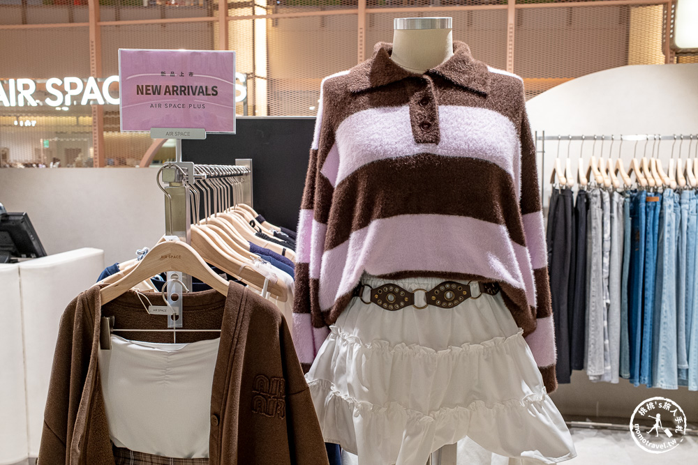 不知道去哪，那就去大江！桃園最好逛的商場，2025年最具話題的年輕人一條街！全桃最美打卡mall 室內聖誕車站、聖誕市集 就在大江購物中心！