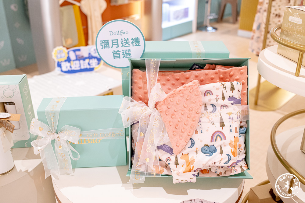 不知道去哪，那就去大江！桃園最好逛的商場，2025年最具話題的年輕人一條街！全桃最美打卡mall 室內聖誕車站、聖誕市集 就在大江購物中心！